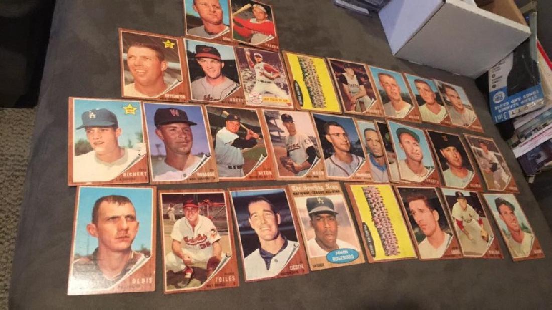 1962 tops a lot of 28 vintage baseball cards nice (1 of 7)
