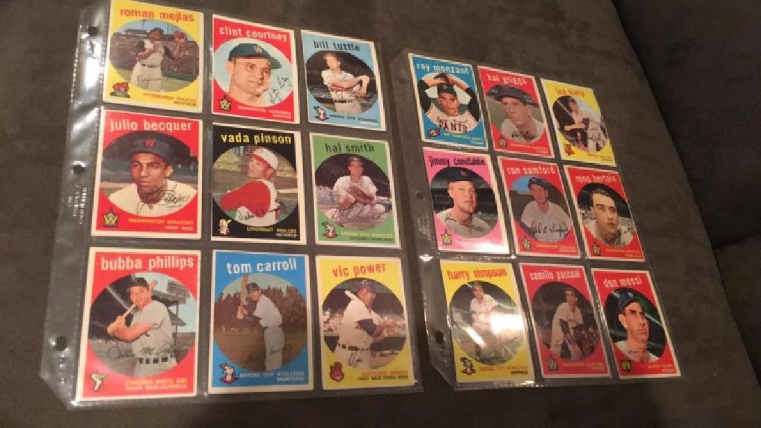 Lot of 18 1959 Topps  vintage baseball cards in (1 of 5)