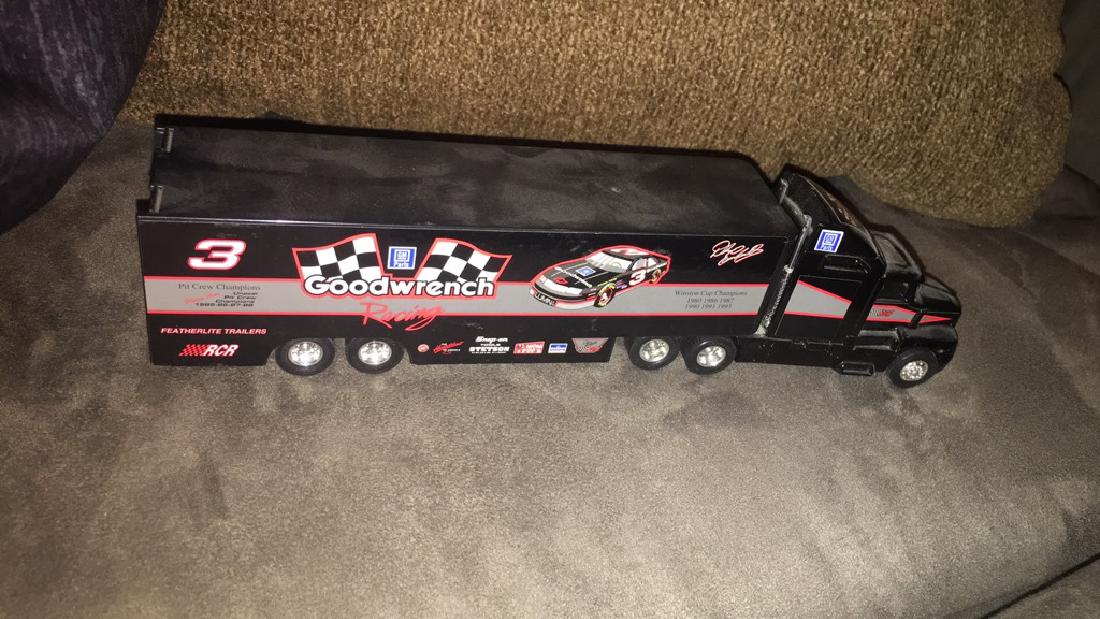 Dale Earnhardt Junior good wrench 18 wheel truck (1 of 1)