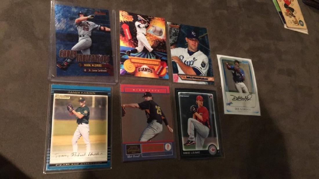 Mark McGwire 2000 Bowman early indications insert (1 of 3)