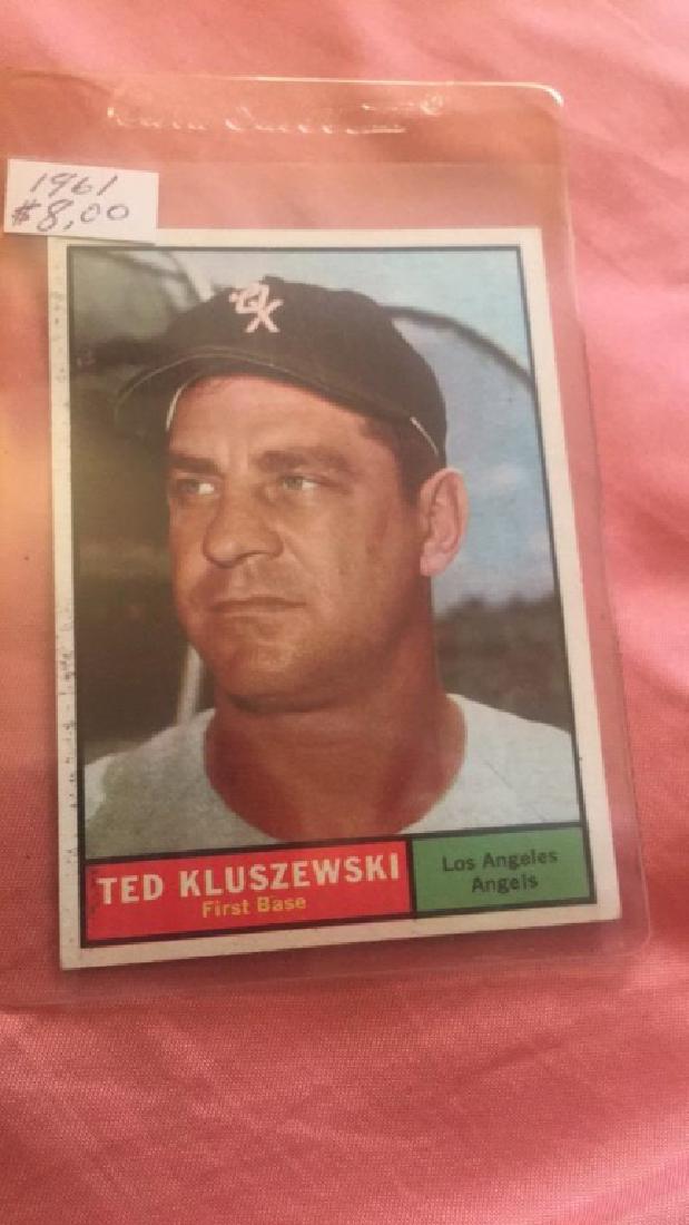 Ted Kluszewski 1961 Topps (1 of 2)