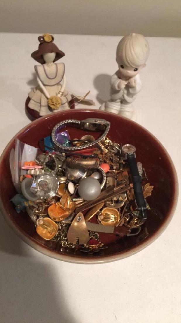 Large mixed jewelry lot with watches earring (1 of 4)