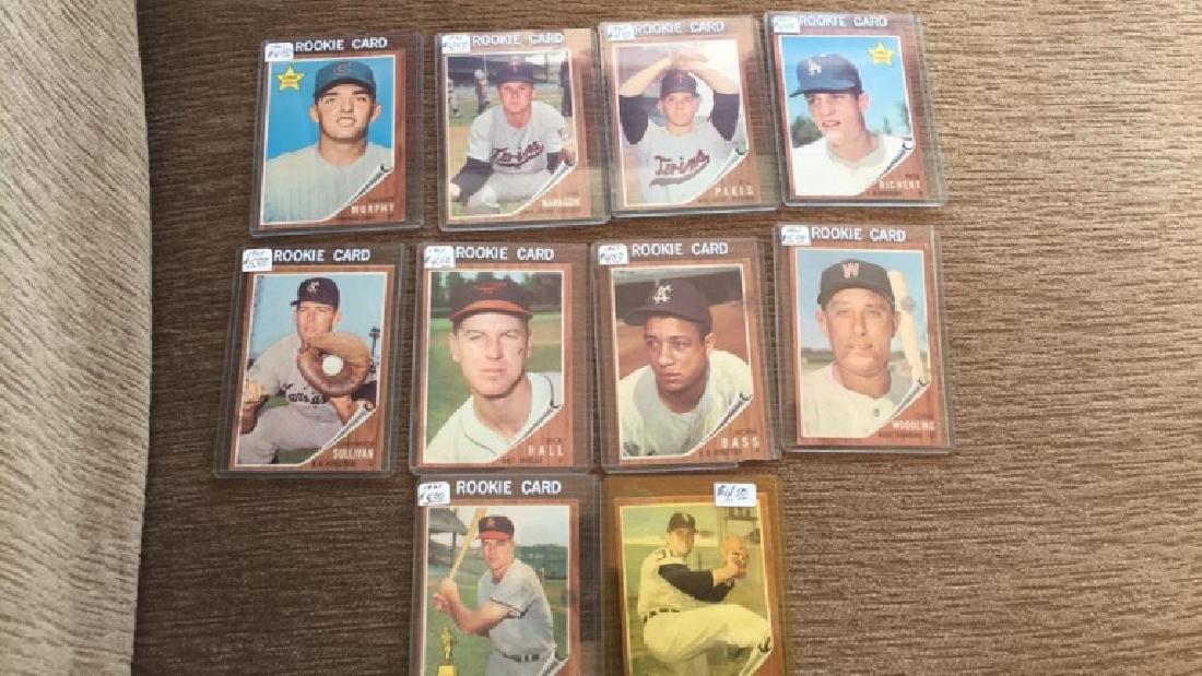 1962 Topps vintage baseball card lot with RC's (1 of 3)