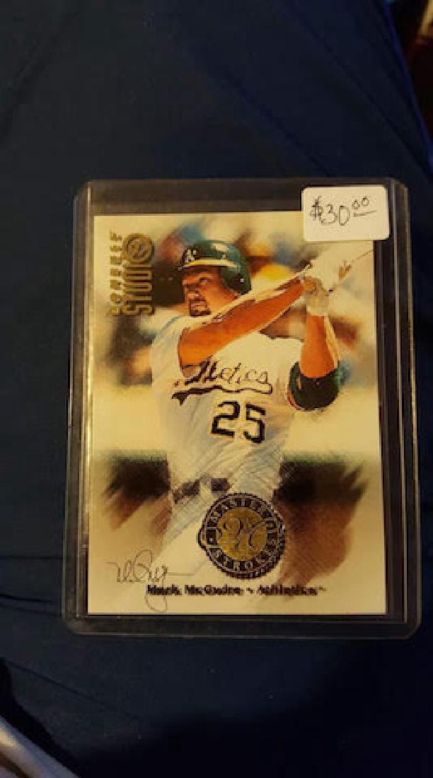 1997 STUDIO MASTER STROKES #22 MARK MCGWIRE #2000 (1 of 1)