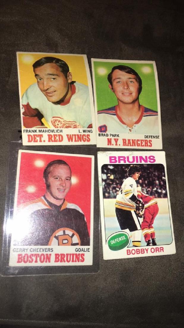 1971-72 Topps Cheevers Mahovlich Park and Bobby (1 of 3)