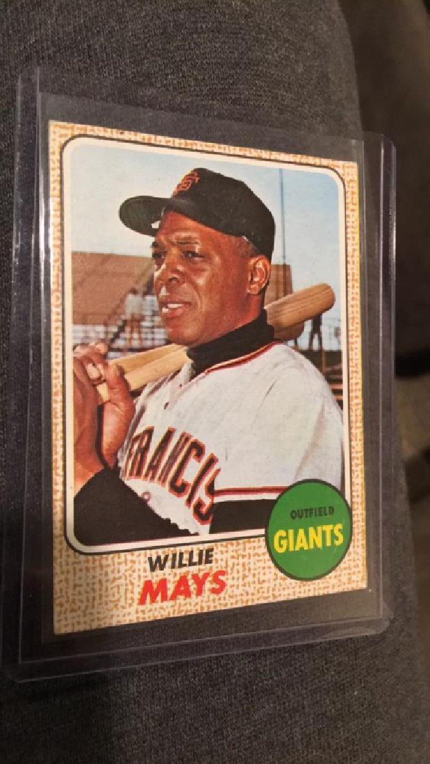 1968 Topps Willie Mays (1 of 2)