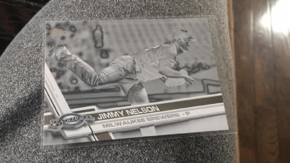 Jimmy Nelson 2017 Topps black and white (1 of 2)