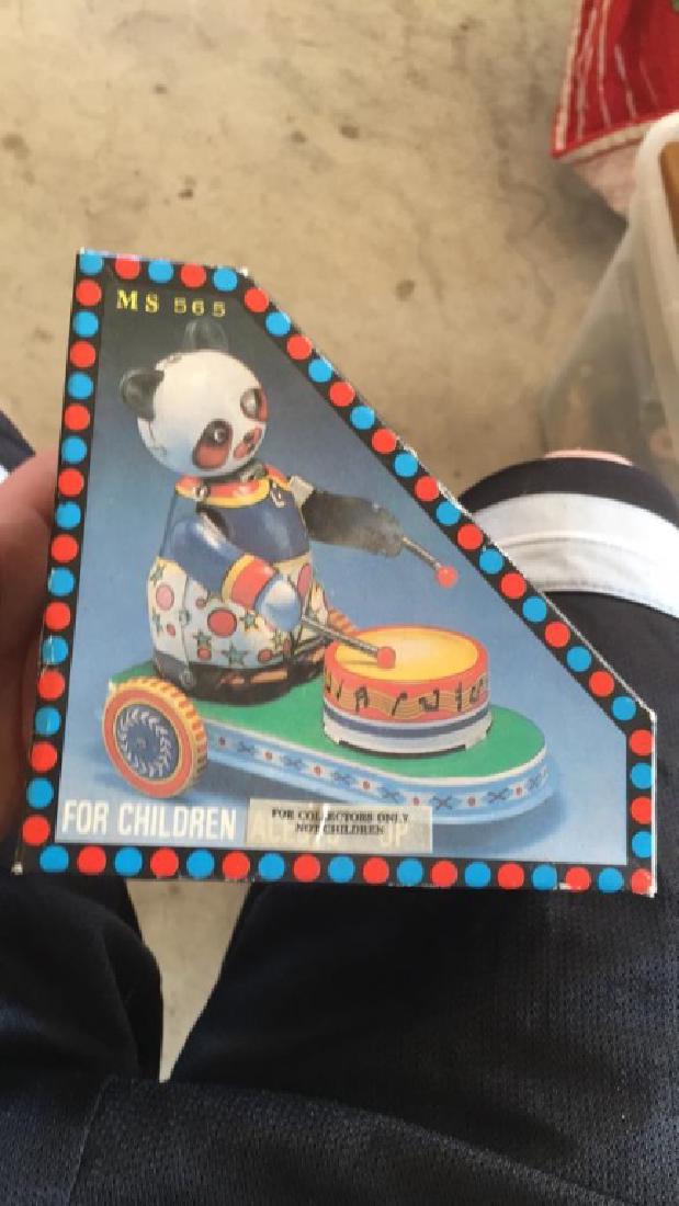 Clockwork drumming animal 10 collector panda bear (1 of 2)