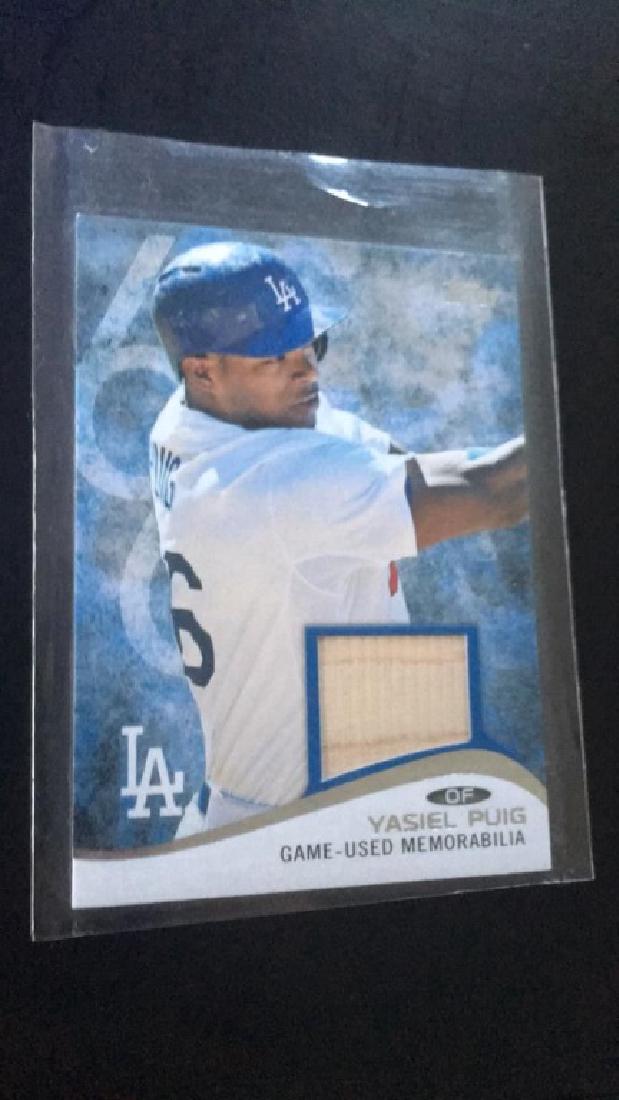 Yasiel Puig Topps mini bat card: Yasiel Puig Topps mini bat card
