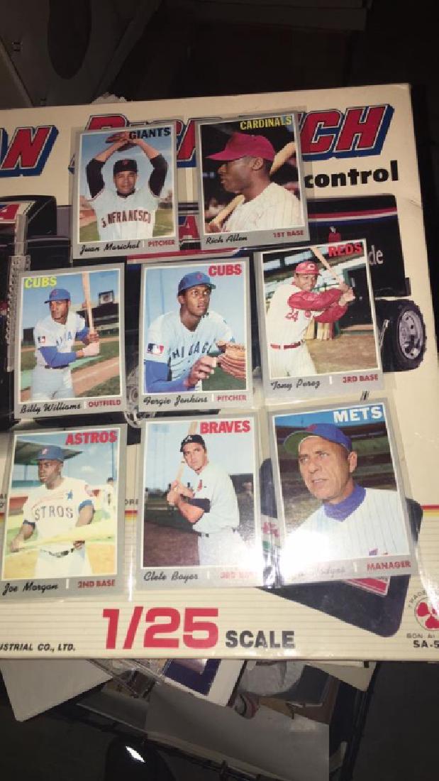 Lot of eight 1970 times vintage baseball cards (1 of 4)