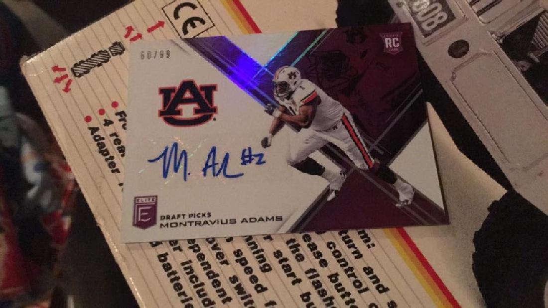 2017 Elite Football RC auto Montravius Adams /99 (1 of 1)