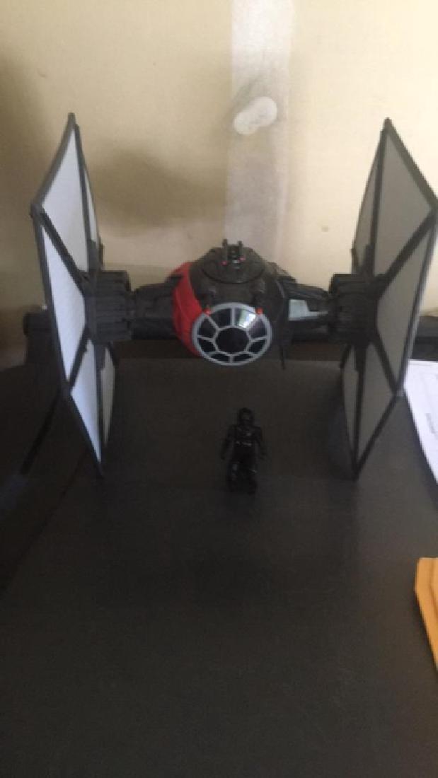 Star Wars tie fighter vehicle with Star Wars (1 of 4)