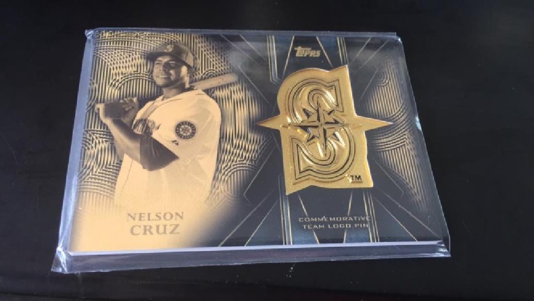 Nelson Cruz 2016 tops commemorative team logo pin: Nelson Cruz 2016 tops commemorative team logo pin