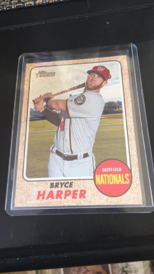 Bryce Harper 2017 Heritage SP variation (1 of 2)