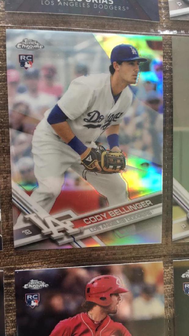 Cody Bellinger 2017 Topps Chrome Refractor On (1 of 2)