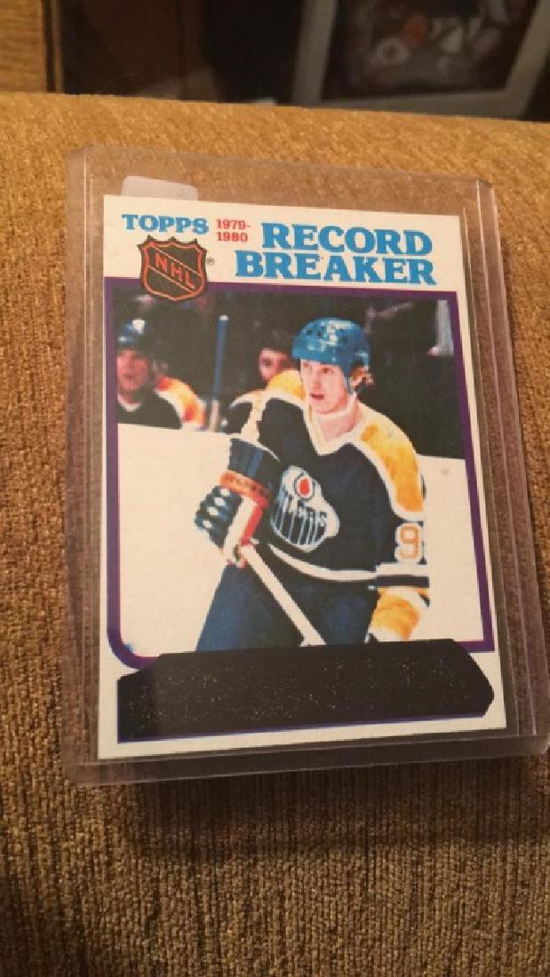 Wayne Gretzky 1980 Topps Record breaker: unscratched rare