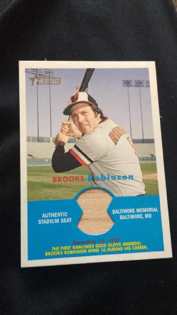 Brooks Robinson Topps heritage bat card: Brooks Robinson Topps heritage bat card