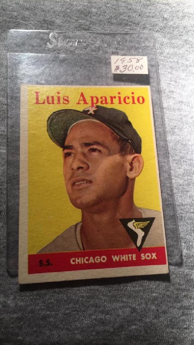 Luis Aparicio 1958 Topps nice shape (1 of 2)
