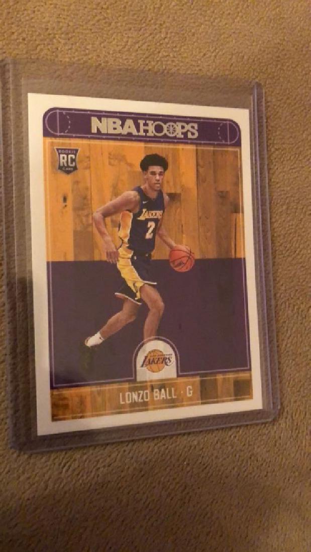 Lonzo Ball 2017-18 hoops RC (1 of 2)