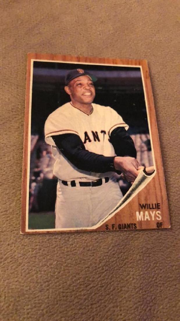 1962 Topps Willie Mays nice shape sharp LOOK (1 of 3)
