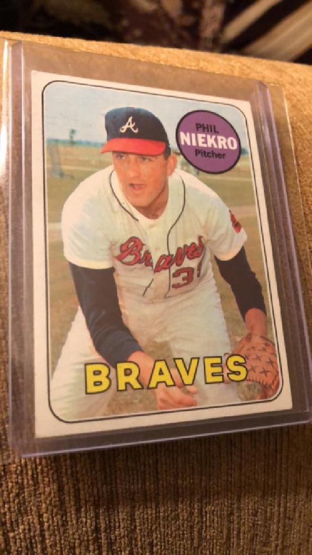 Phil Niekro 1969 topps nice shape (1 of 2)