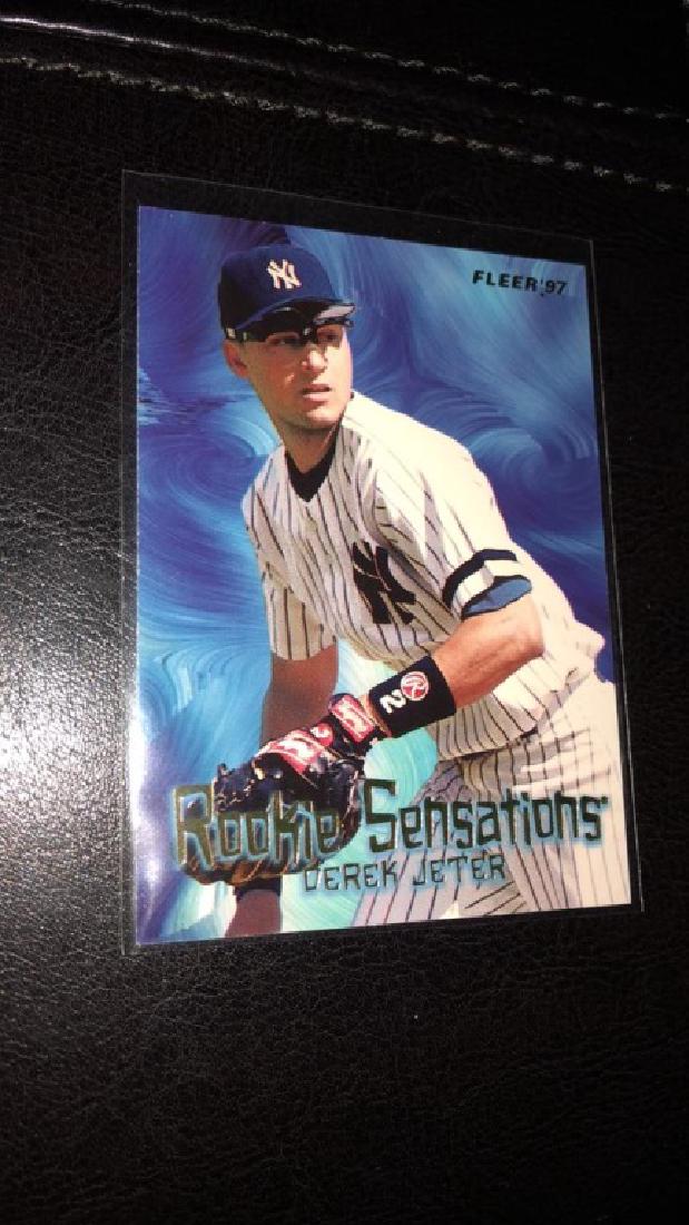 Derek Jeter 1997 fleer rookie sensations insert (1 of 2)