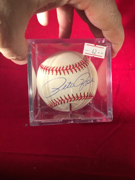 Pete Rose autographed baseball (1 of 1)