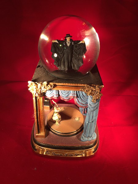 The Phantom of the Opera Snow globe the San Francisco: Made in 1986 needs slight repair