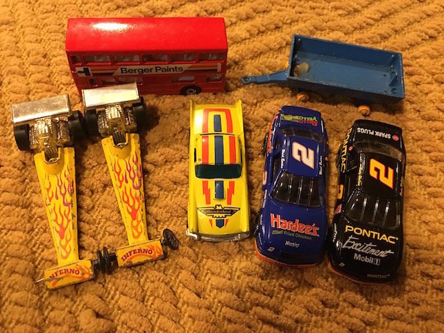 Mixed Lot of Die Cast Cars Lesney and More Nice Vintage: Mixed Lot of Die Cast Cars Lesney and More Nice Vintage Lot