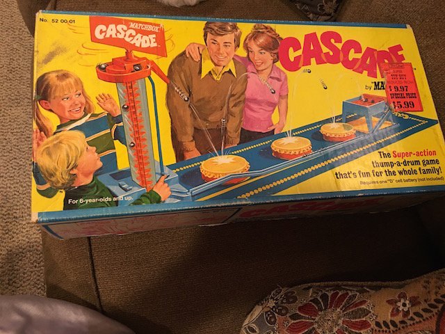 CASCADE by Lesney MATCHBOX 1972 THUMP-A-DRUM GAME: CASCADE by MATCHBOX 1972 THUMP-A-DRUM GAME No.52-00-01 IN ORIGINAL BOX
