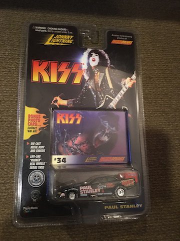 Johnny Lightning Kiss Racing Dreams Car: Johnny Lightning Kiss Racing Dreams Car