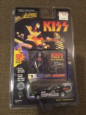 Johnny Lightning Kiss Racing Dreams Car: Johnny Lightning Kiss Racing Dreams Car