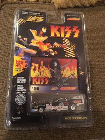 Johnny Lightning Kiss Racing Dreams Car: Johnny Lightning Kiss Racing Dreams Car