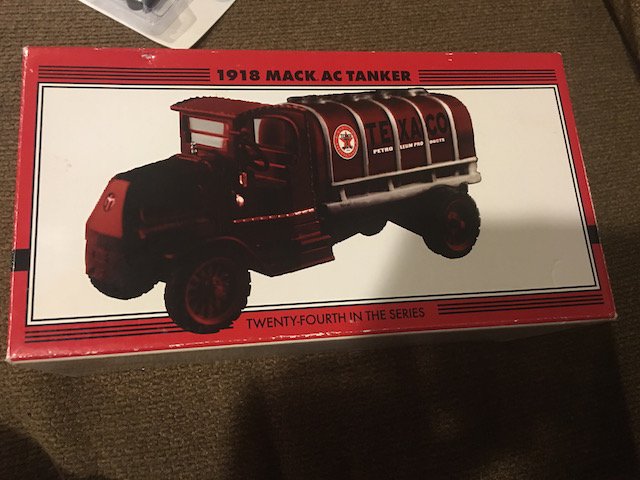 1918 Mack AC Tanker Ertl Collectibles: 1918 Mack AC Tanker Ertl Collectibles