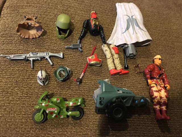 Mixed Action Figure Accessory Lot with a Gi joe Star (1 of 3)