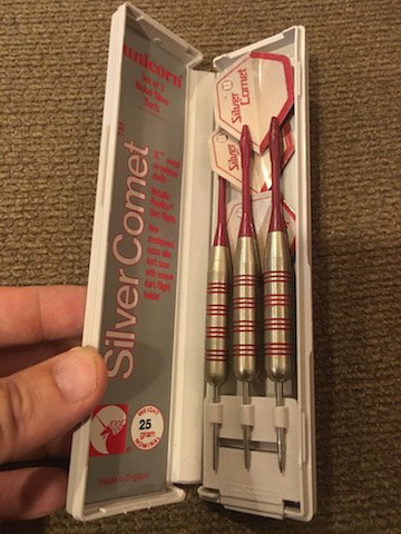 silver comet unicorn darts Weight 25 Grams with Case: silver comet unicorn darts Weight 25 Grams with Case
