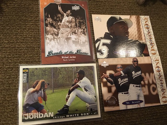 Michael Jordan 4 Card Basketball and Baseball Card lot: Michael Jordan 4 Card Basketball and Baseball Card lot