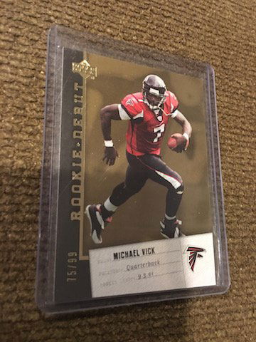 2006 (FALCONS) Upper Deck Rookie Debut #6 Michael Vick (1 of 2)
