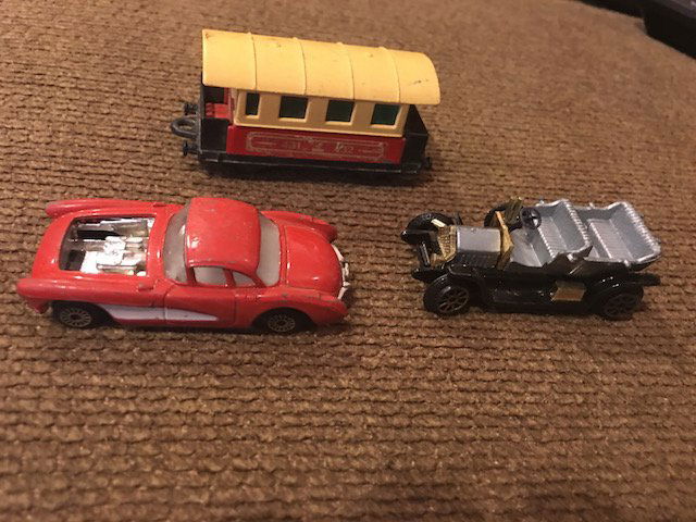 Zee Diecast 1/64 Scale 1958 Chevrolet Corvette Red P (1 of 2)