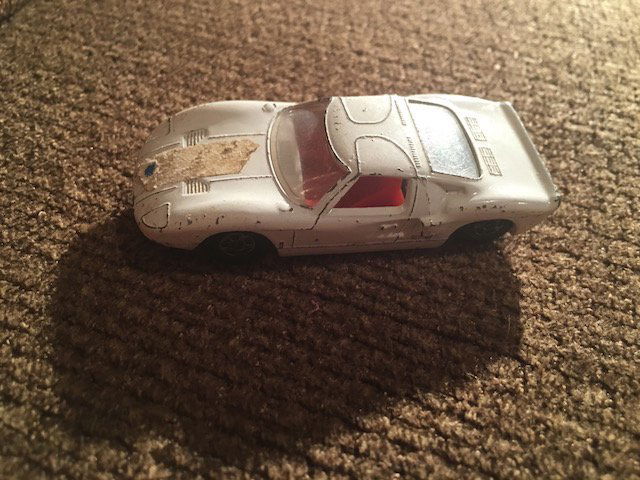 MATCHBOX FORD GT # 41-C MADE IN ENGLAND BY LESNEY 1965 (1 of 2)