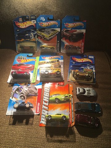Huge Lot of Hot Wheels Cars lot of 11 Cars (1 of 4)