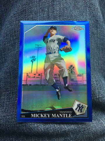 2010 Topps Chrome Blue Refractor MICKEY MANTLE #/199 #7 (1 of 2)