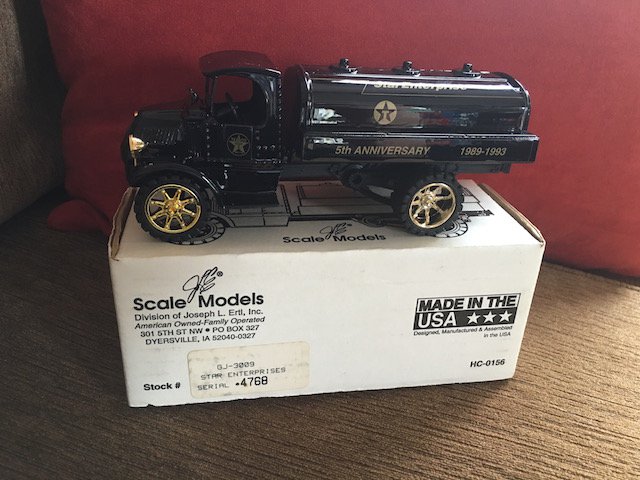 TEXACO STAR ENTERPRISE 5th ANNIVERSARY 1935 MACK TANKER: TEXACO STAR ENTERPRISE 5th ANNIVERSARY 1935 MACK TANKER 1993 ERTL MIB