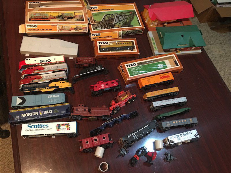 Large HO Scale Train Lot with Train Houses and (1 of 6)