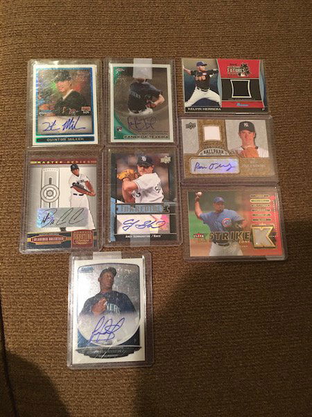 Large Lot of Baseball card Autographs and Jersey cards: (1 of 3)