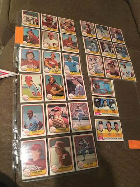 Lot of 1981 Donruss Phillies Lot and Tim Raines RC Lot (1 of 5)