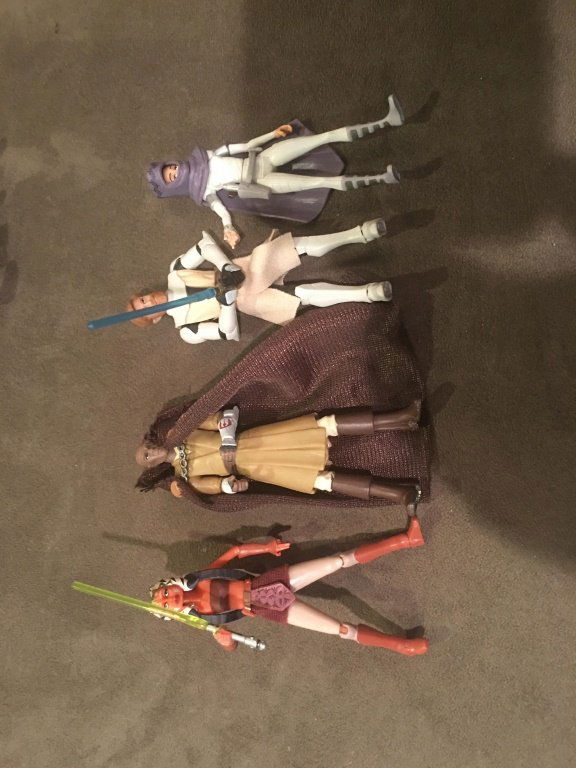 lot of 4 Star Wars Figures (1 of 2)