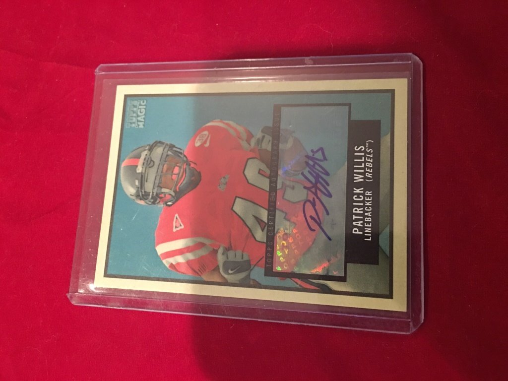 2007 TOPPS MAGIC PATRICK WILLIS ROOKIE AUTOGRAPH S (1 of 2)