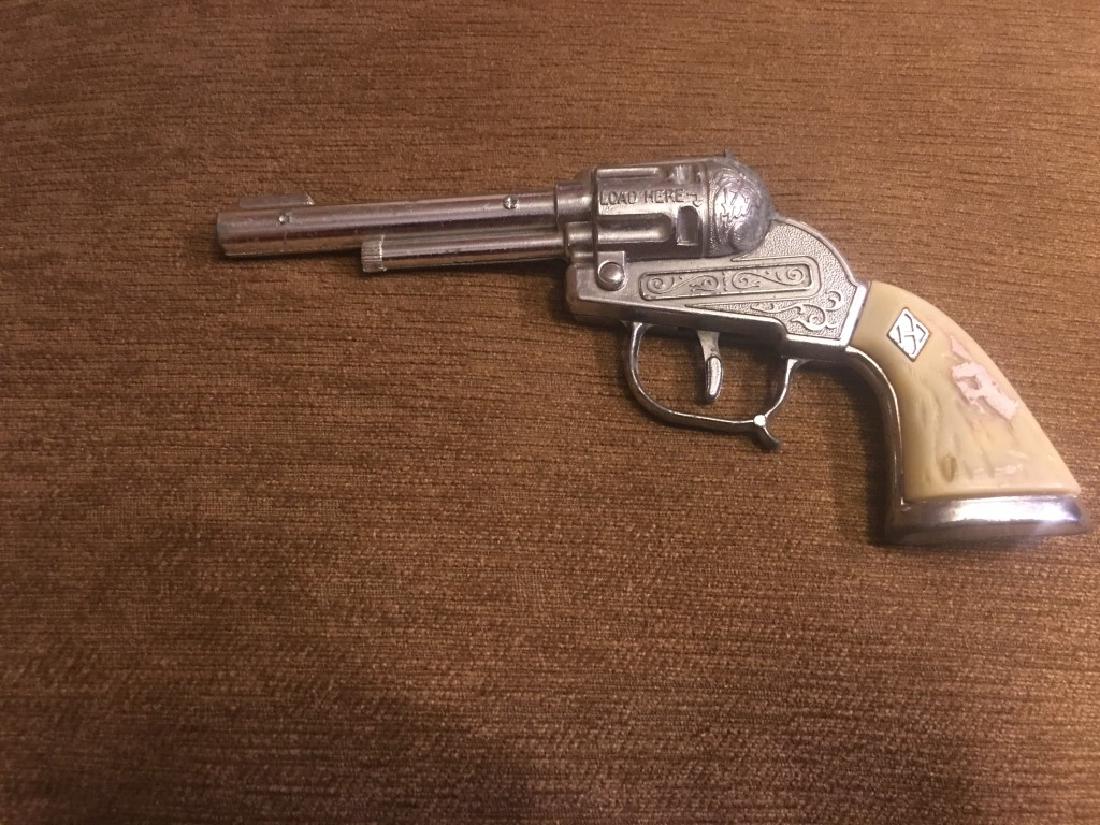 Vintage Cap Gun: Vintage Cap Gun