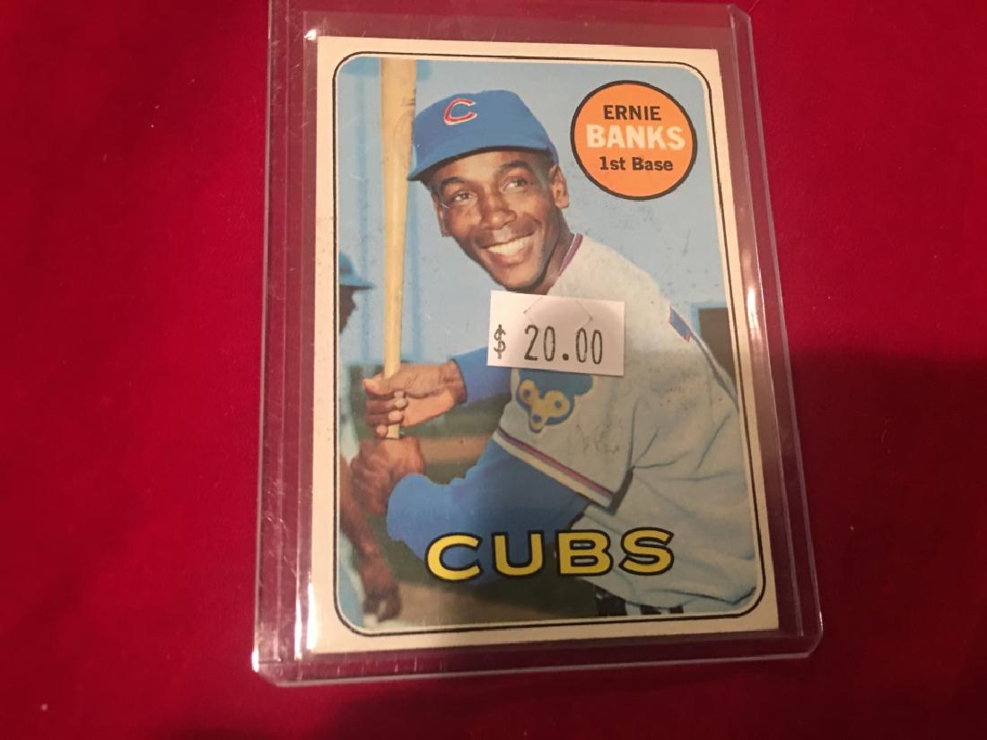 1969 Topps Ernie Banks Chicago Cubs #20 Baseball d (1 of 2)